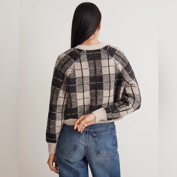 Madewell Button-Front Crop Cardigan in Plaid Merino Wool, Alpaca Blend $118 - Picture 3 of 8